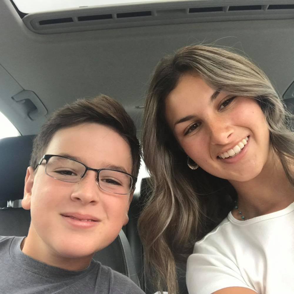 Meet your Posher, Lindzi